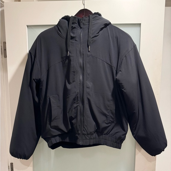 Lululemon Reversible Jacket - Picture 2 of 7